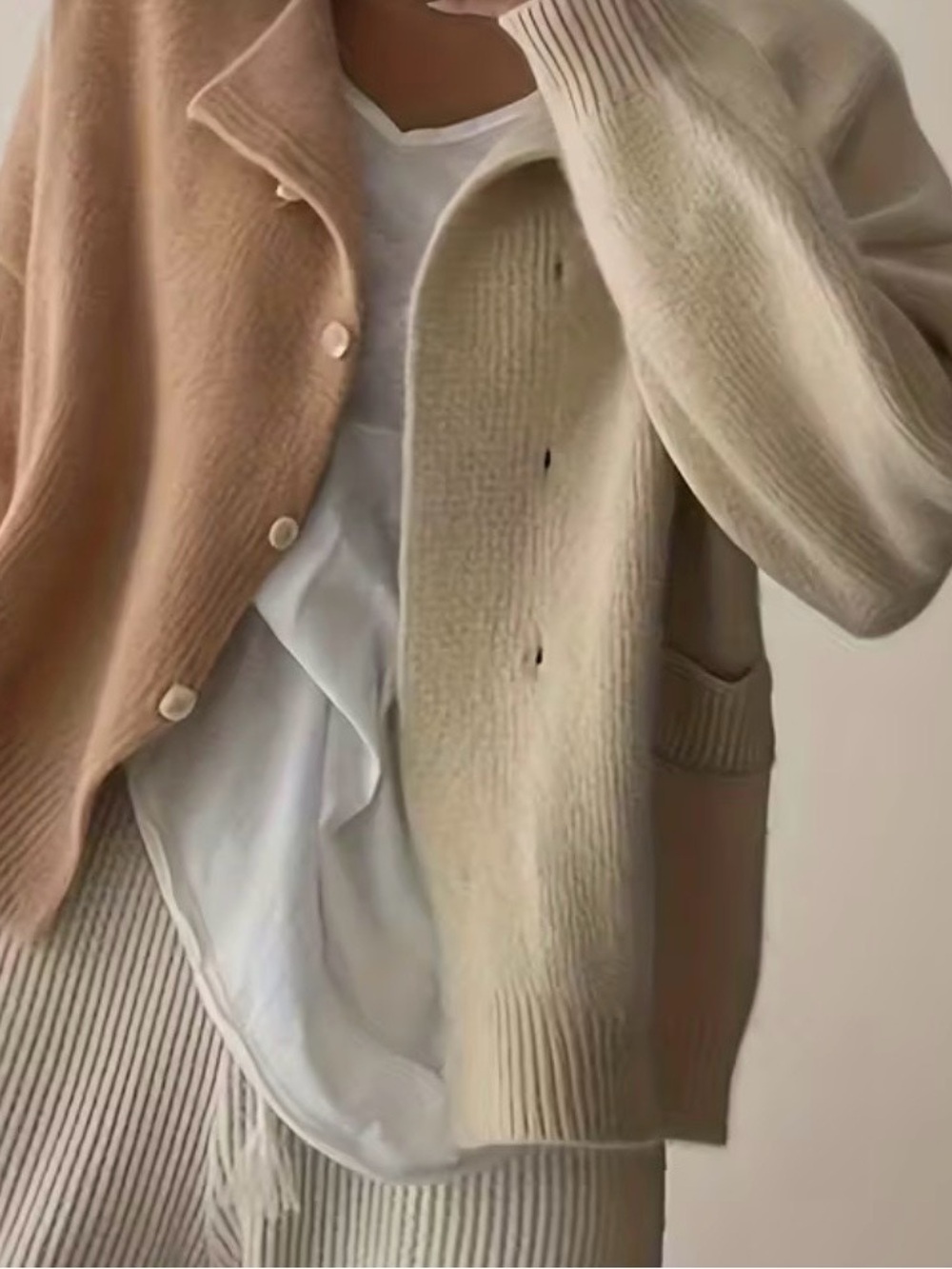 NWOT Neutral Two-Tone Women's Cardigan Sweater - Cream & Peach